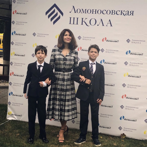 Три брака, четверо детей и шикарная фигура Екатерины Климовой