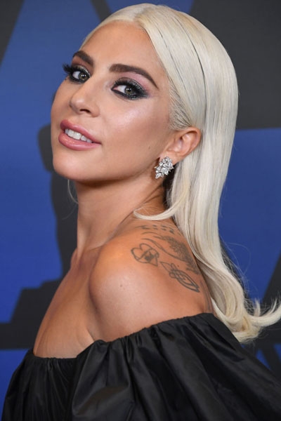 Леди Гага рассекретила нового бойфренда