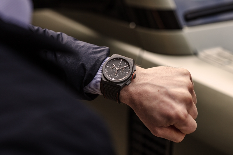 Zenith создал часы для ценителей хороших автомобилей