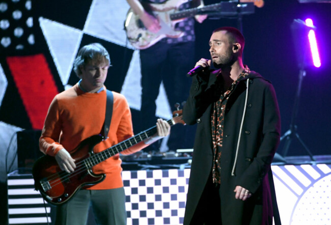Участника группы Maroon 5 арестовали по обвинению в домашнем насилии
