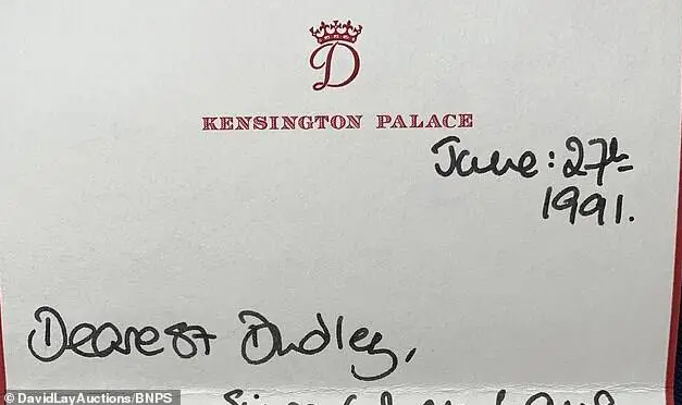 В Сети опубликовали личное письмо принцессы Дианы, которое выставили на аукцион