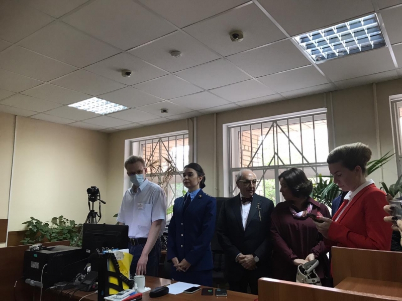 Михаилу Ефремову, устроившему смертельное ДТП, выносят приговор: онлайн трансляция