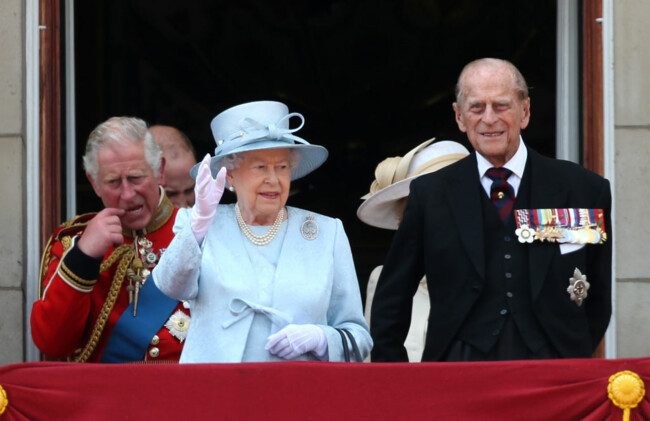 Елизавета II передумала возвращаться в Букингемский дворец