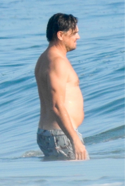 45-летний Ди Каприо с голым торсом: гордиться актеру нечем