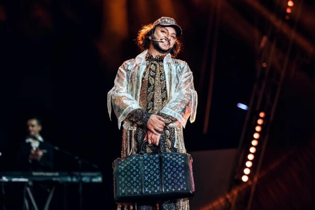 Филиппу Киркорову подарили сумку Louis Vuitton за 26 тысяч долларов (фото)