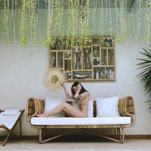 Надя Дорофеева показала "голые фото" на Бали
