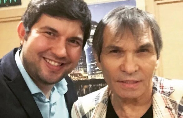Сын Бари Алибасова держит отца взаперти  - что случилось