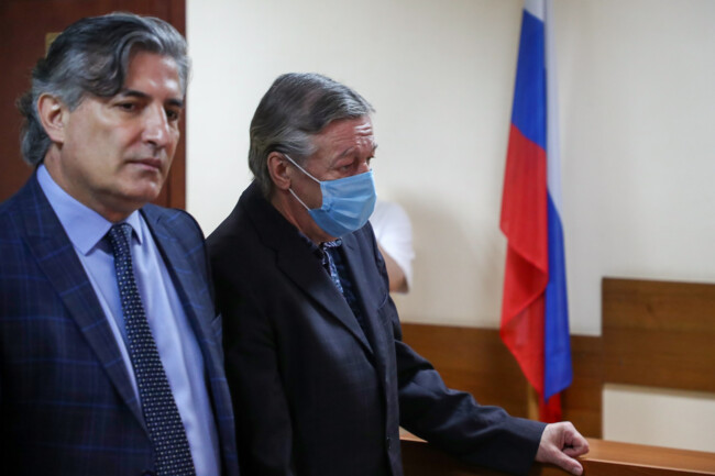 Экс-адвокат Ефремова предлагал ему купить свидетелей для суда. Каждого за 1,5 млн рублей