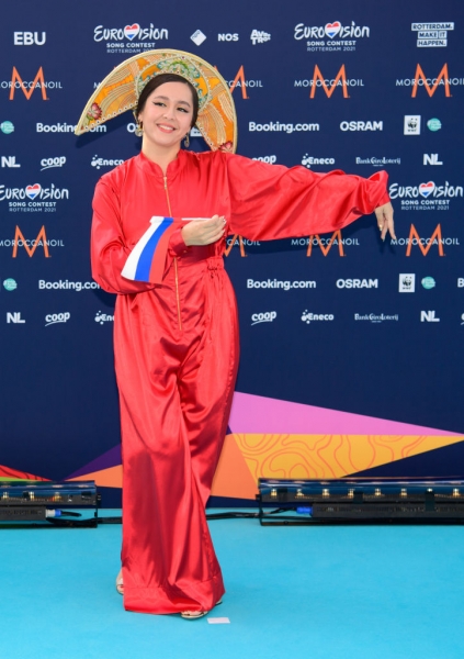 ТОП-5 самых странных нарядов с церемония открытия Евровидения-2021