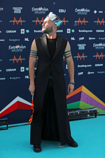 ТОП-5 самых странных нарядов с церемония открытия Евровидения-2021