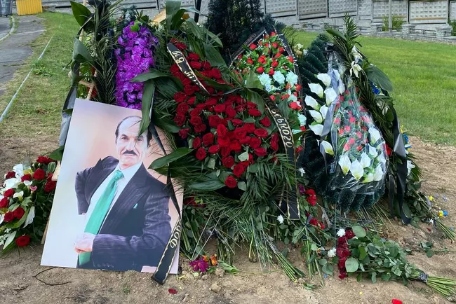 Григория Чапкиса похоронили в Киеве: на кладбище приехали Камалия, Гвоздева и Дикусар