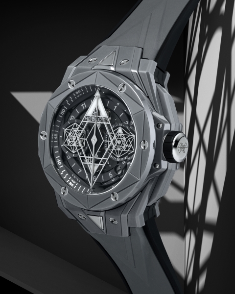 Для тех, кто не может решиться на настоящую татуировку: 3 пары часов Hublot