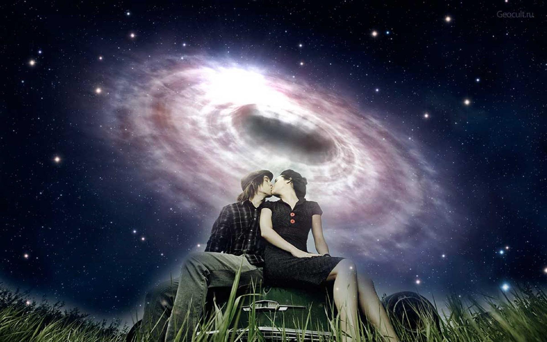 Любовь в жизни близнеца мужчины. Космос любовь. Вселенная и любовь. Астрология любви. Влюбленные в космосе.