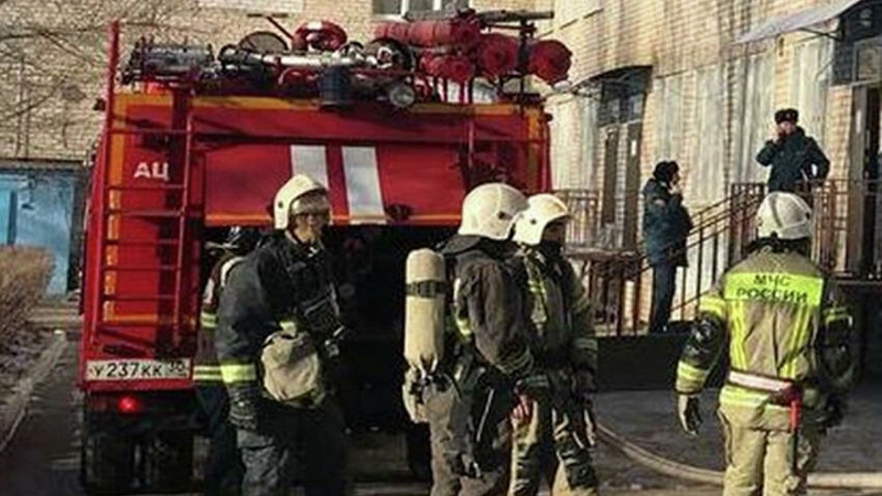 На место возгорания в больнице в Астрахани вылетел замглавы Росздравнадзора