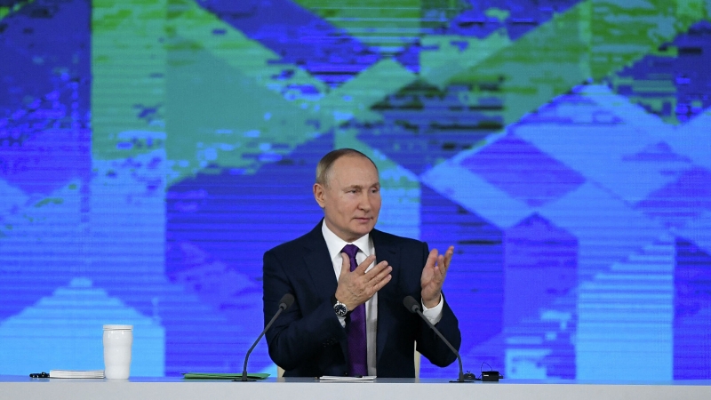 Положительное сальдо торгового баланса в 2021 году удвоится, заявил Путин