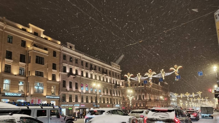 Авиарейс Стамбул — Петербург задержали на 14 часов из-за мощного снегопада