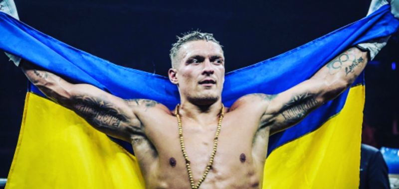 ''Я безумно рад'': Усик высказался о выступлении под украинским флагом