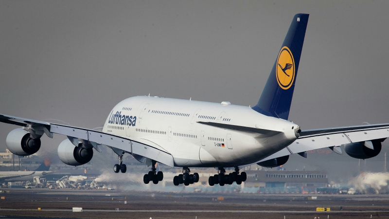 Lufthansa приостановила регулярные рейсы в Алма-Ату