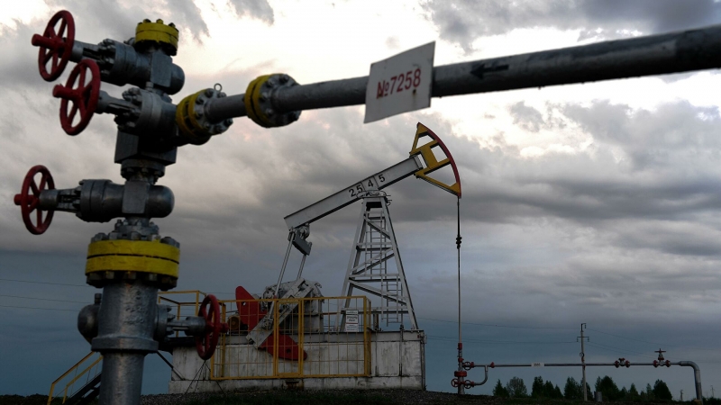 Средняя цена нефти Urals выросла до 69 долларов за баррель