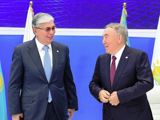 Токаев уволил связанного с Назарбаевым главу ЦИК