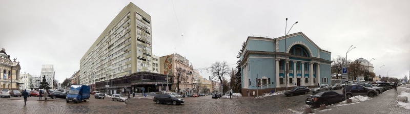 В 1912 году здесь ездили трамваи: в сети показали уникальное фото древнейшей улицы Киева