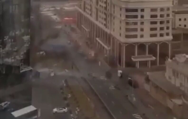 В Алматы протестующие оказали ожесточенное сопротивление силовикам, произошла стрельба. Видео
