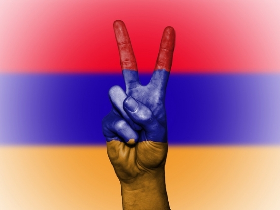 В Армении потребовали разместить в Карабахе войска ЕС вместо российских миротворцев