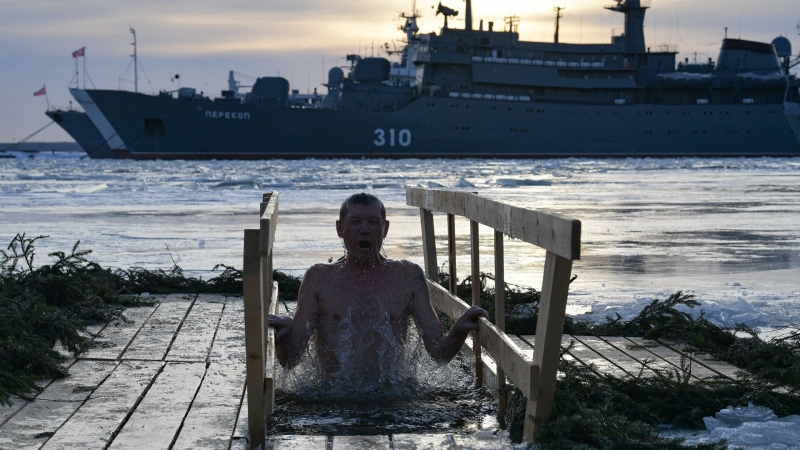 В России отмечают Крещение Господне