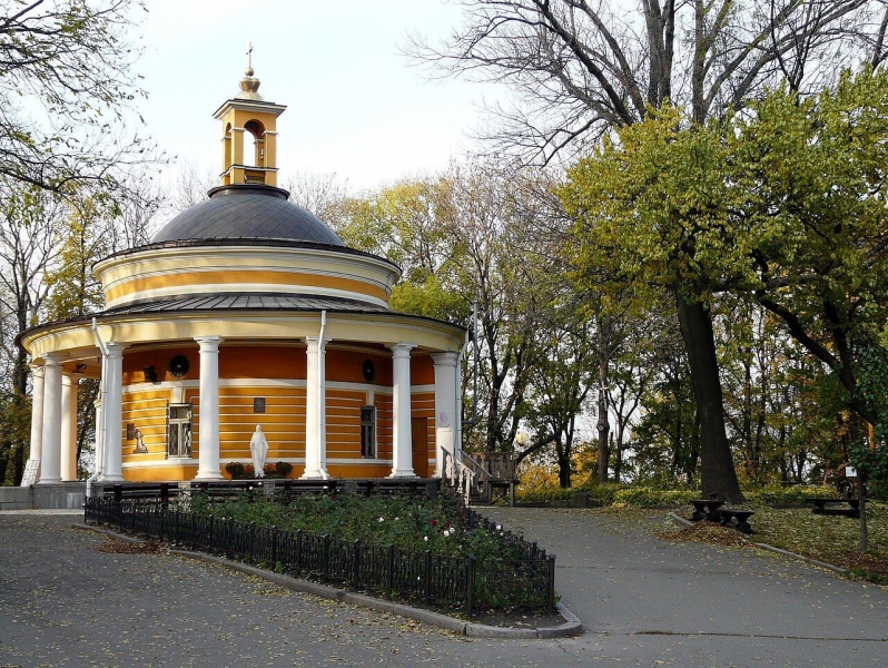 В сети показали, как выглядела Аскольдова могила в Киеве в начале 1900-х годов. Архивное фото