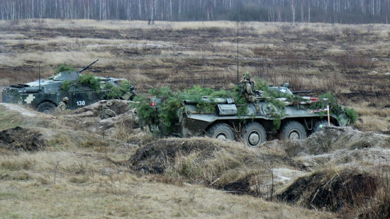 ВСУ продолжают укреплять позиции в Донбассе, заявил Пушилин