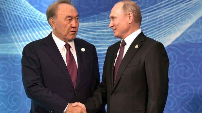Путин поблагодарил экс-президента Казахстана Назарбаева за инициативу основания ЕАЭС