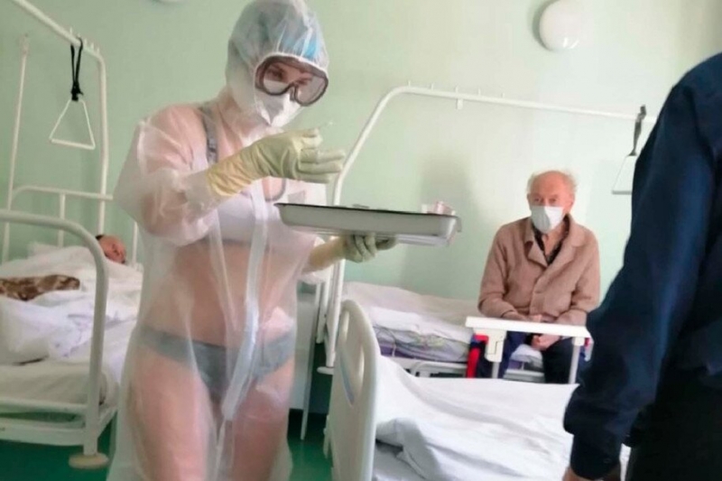 Тульская медсестра в купальнике стала звездой зарубежных новостей